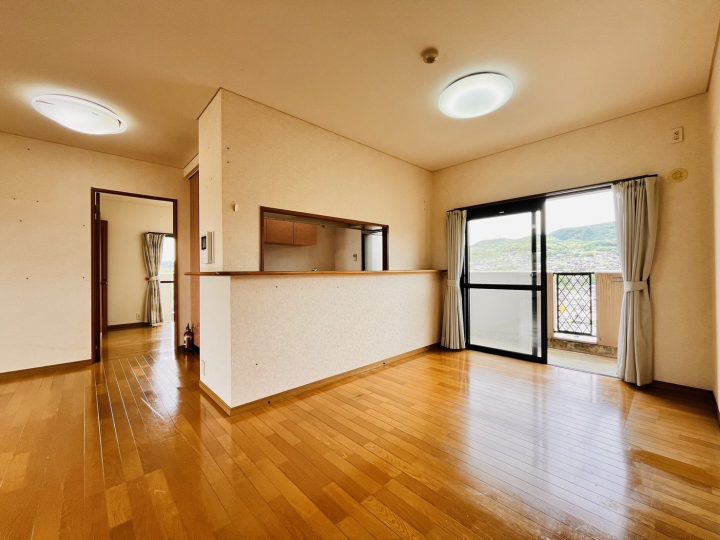 市外の実家に戻る為、分譲マンションを売却